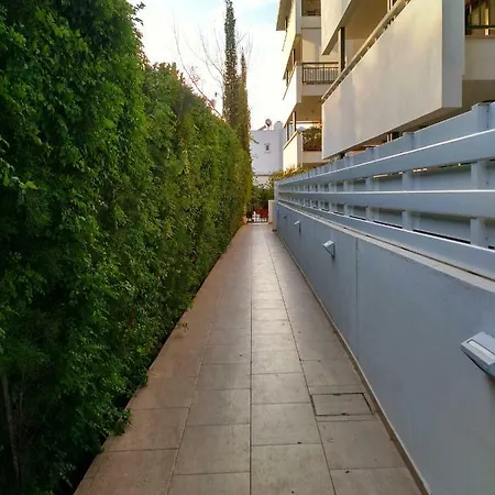Timeless Luxury 3 Bedroom In Central Apartmán