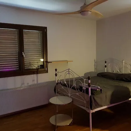 Timeless Luxury 3 Bedroom In Central *