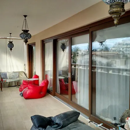Timeless Luxury 3 Bedroom In Central Nikósie