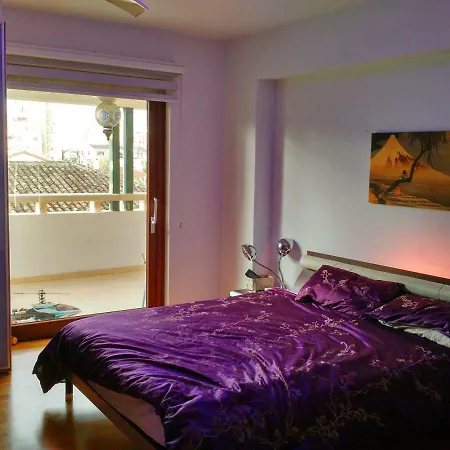 Timeless Luxury 3 Bedroom In Central *
