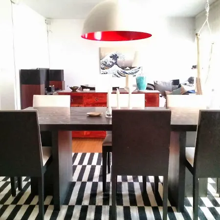 Timeless Luxury 3 Bedroom In Central *