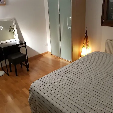 Apartment Timeless Luxury 3 Bedroom In Central *