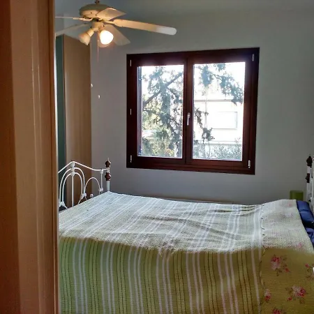 Timeless Luxury 3 Bedroom In Central Apartment *